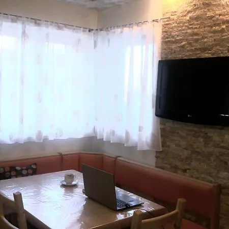 Апартаменты Nina Centar